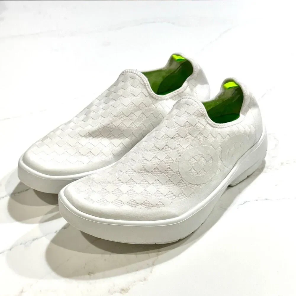 Oofos Oomg Eezee Low Canvas Slip-On Shoes
